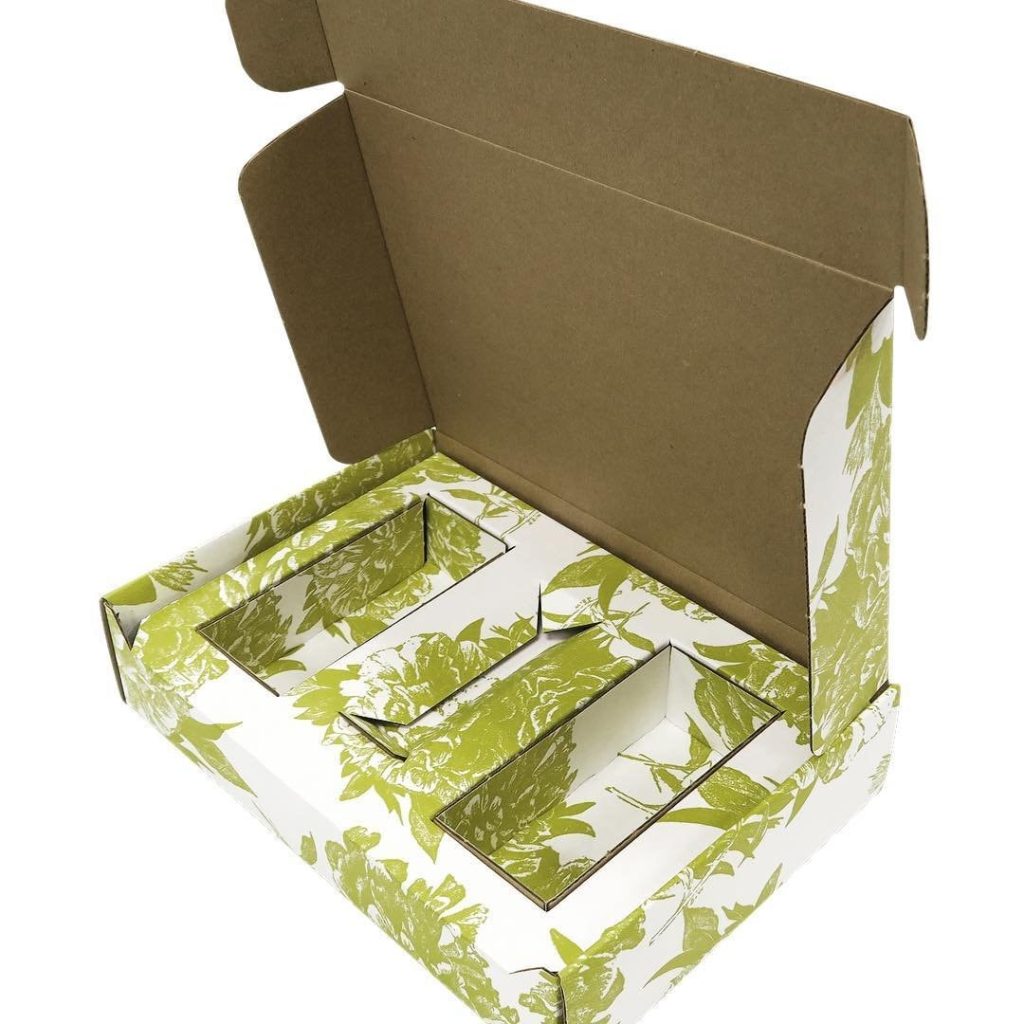 Green patterned box for candles or other items